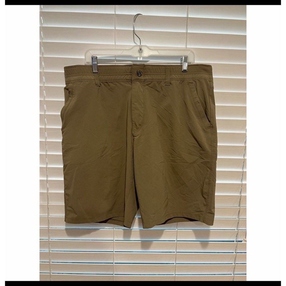 Kuhl Mens 38 Khaki Outdoor Cargo Shorts Zip Pockets Tactical‎ Hiking Adventure